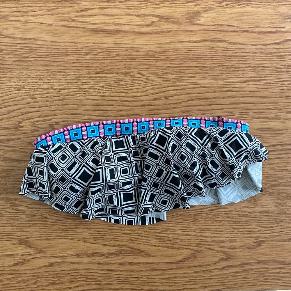 DILLARD’S STRAPLESS BIKINI TOP
